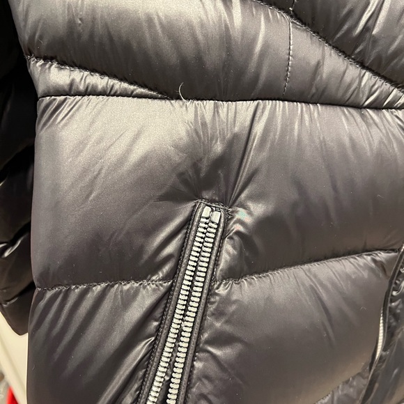 Authentic Mackage Black Puffer Coat - Picture 4 of 16